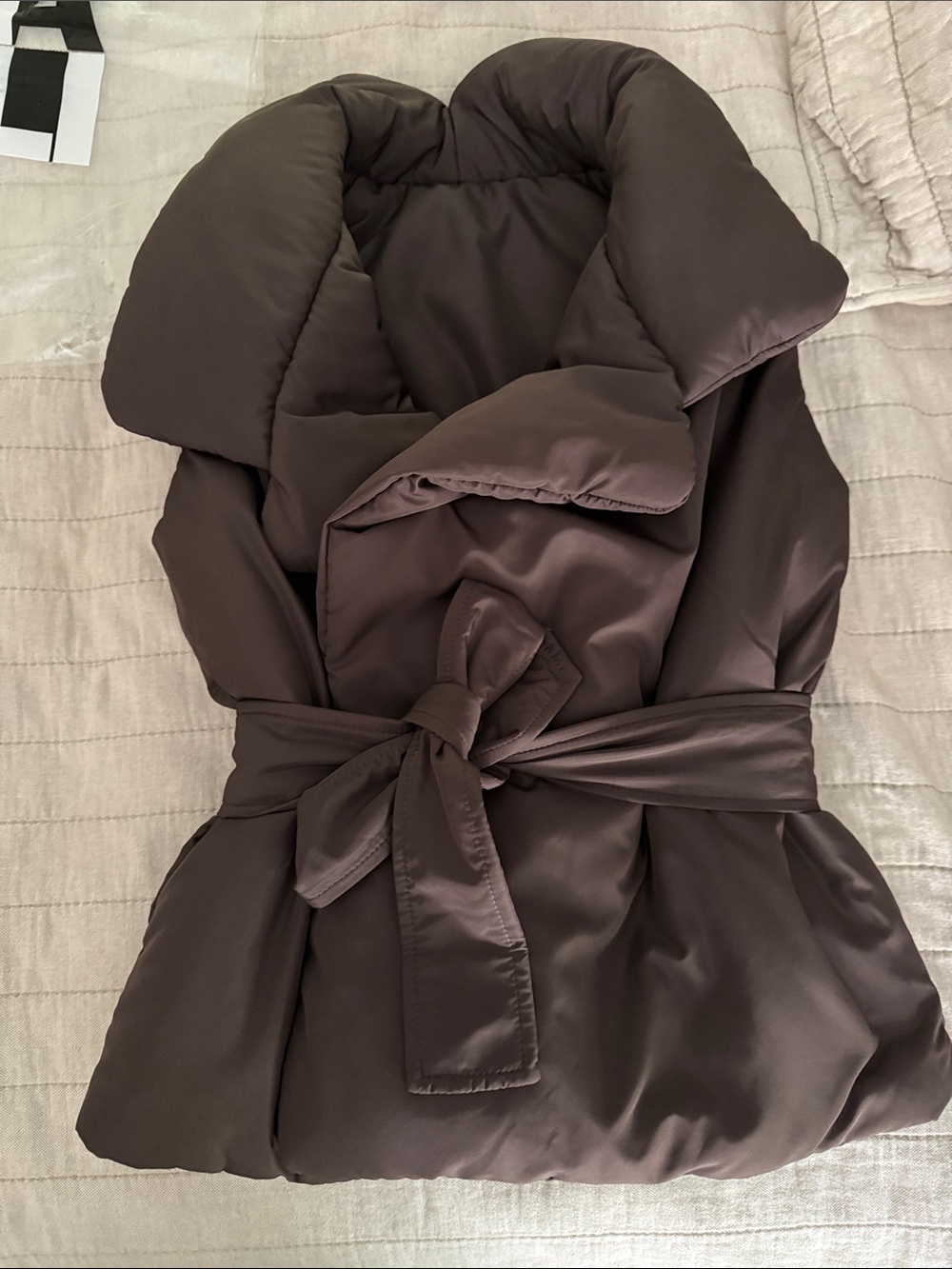 Norma Kamali Sleeveless Sleeping Bag Wrap Puffer Brown New w/bag XS/S belted